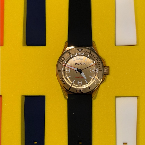 Invicta Watch - Picture 2 of 4